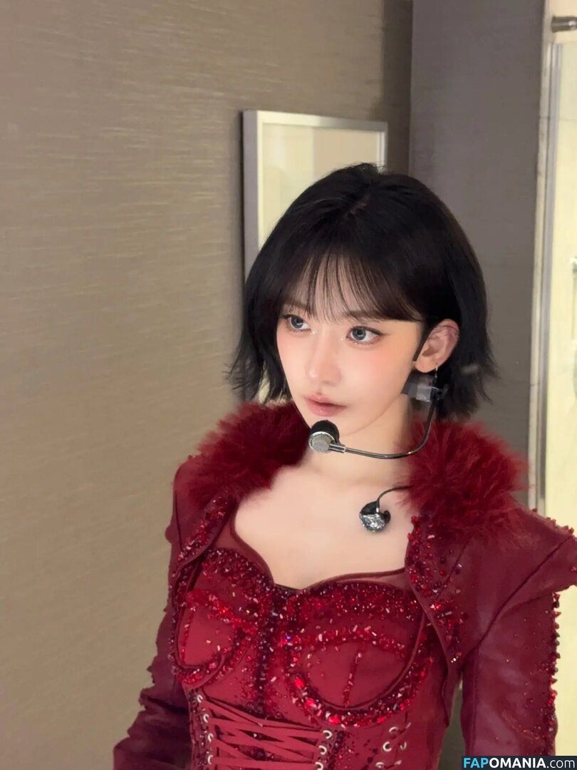 39saku_chan / LESSERAFIM / Sakura Miyawaki 宮脇 咲良 Desnudo OnlyFans  Foto filtrada #9
