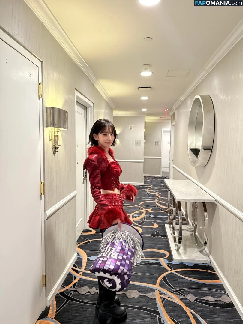 39saku_chan / LESSERAFIM / Sakura Miyawaki 宮脇 咲良 Desnudo OnlyFans  Foto filtrada #11