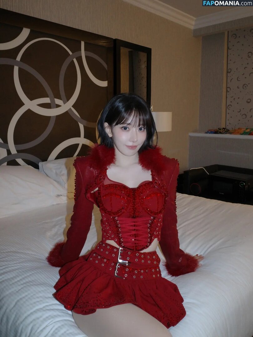 39saku_chan / LESSERAFIM / Sakura Miyawaki 宮脇 咲良 Desnudo OnlyFans  Foto filtrada #13