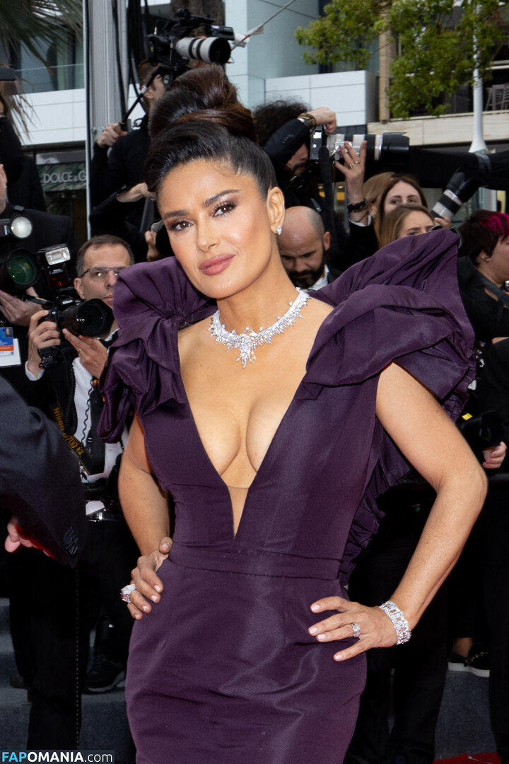 Salma Hayek / salmahayek Desnudo OnlyFans  Foto filtrada #1481