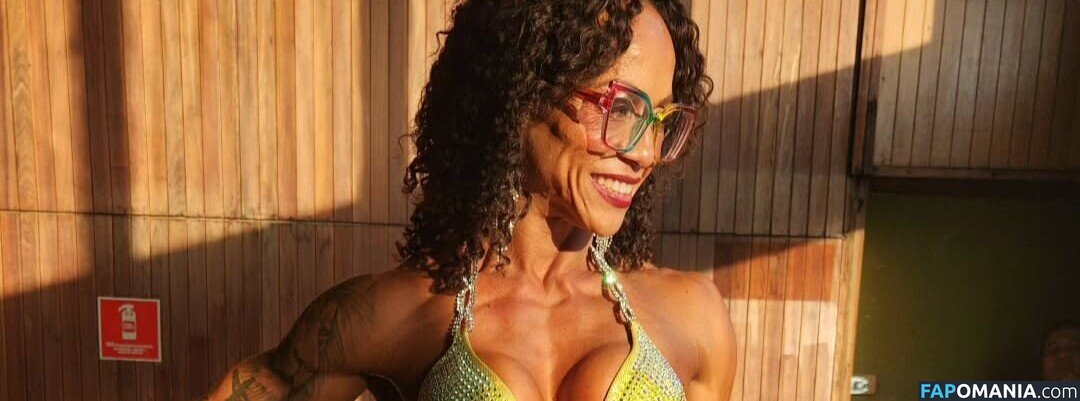 Sandra Andrade / Sandrinha Saradi / sandra fit / sandraandrade888 / sandrafit Desnudo OnlyFans  Foto filtrada #4
