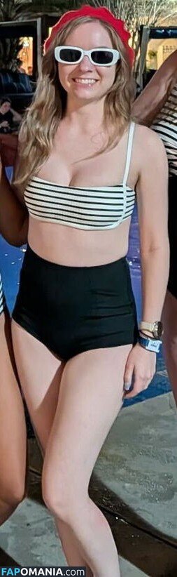 Sarahpodz / https: Desnudo OnlyFans  Foto filtrada #5