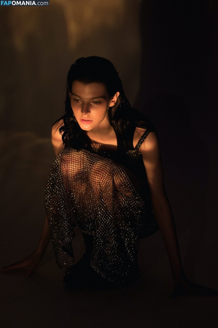 Sasha Zotova / shuzolotova Desnudo OnlyFans  Foto filtrada #4