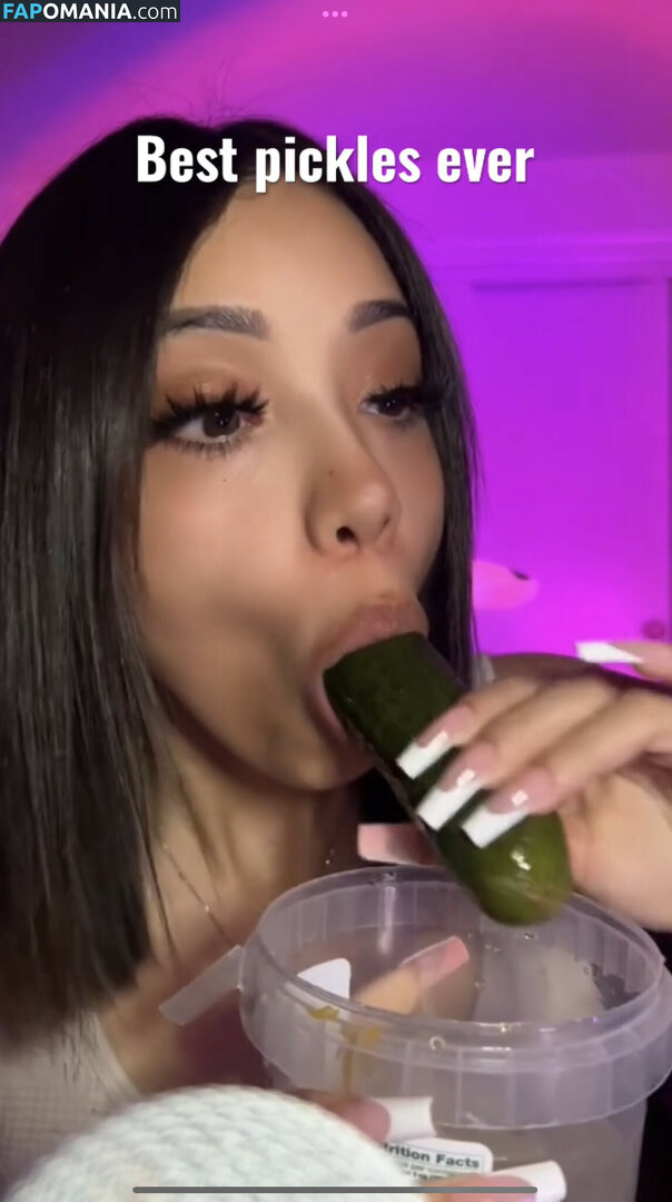 SassySounds ASMR / SassysoundsASMR / sassyselenaaaa / selenaaasasmr Desnudo OnlyFans  Foto filtrada #115