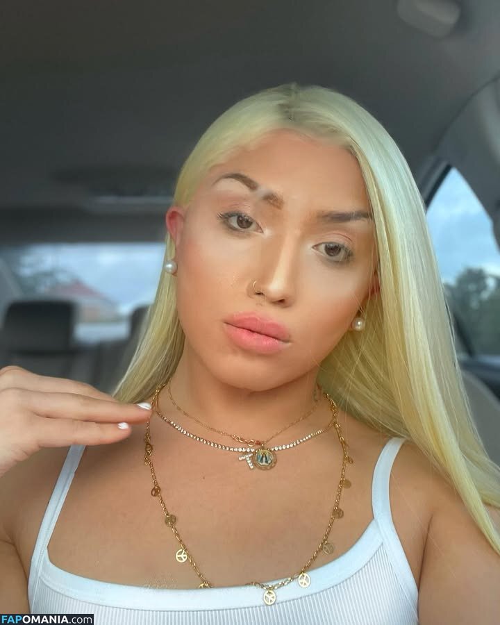 Selenawitaweena / s3x3x3x Desnudo OnlyFans  Foto filtrada #4