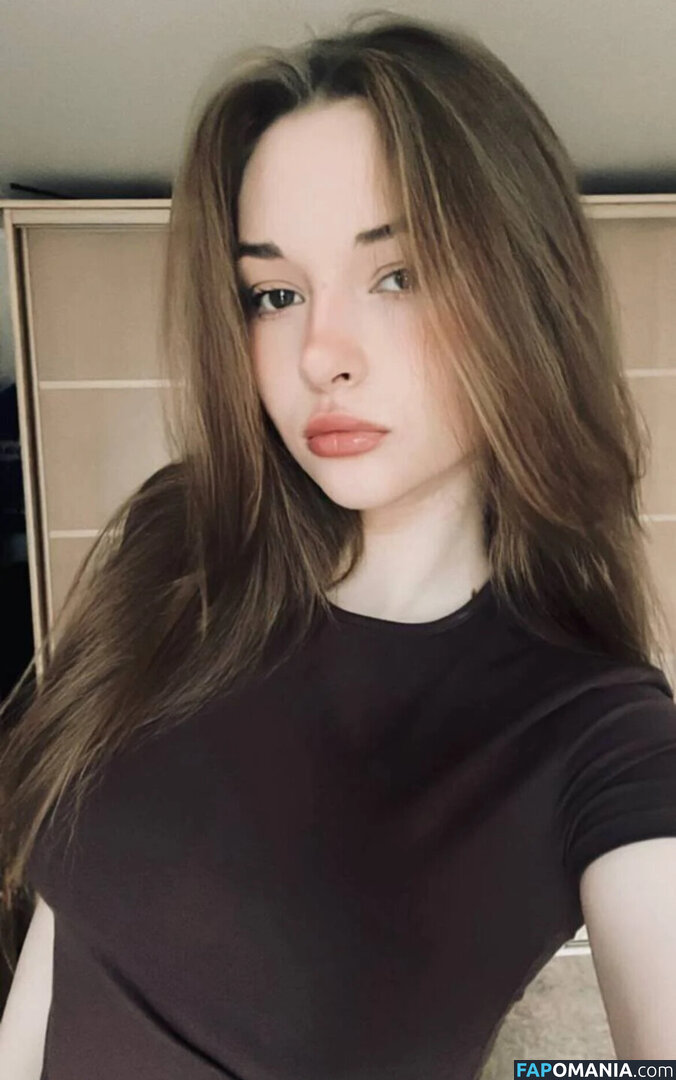 Miroslava / reel / sharrimalagisi Desnudo OnlyFans  Foto filtrada #5