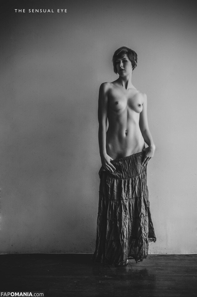 Art Model / Sienna Hayes / SuperDimensionFoto / siennahayes / siennahayes.model Desnudo OnlyFans  Foto filtrada #28