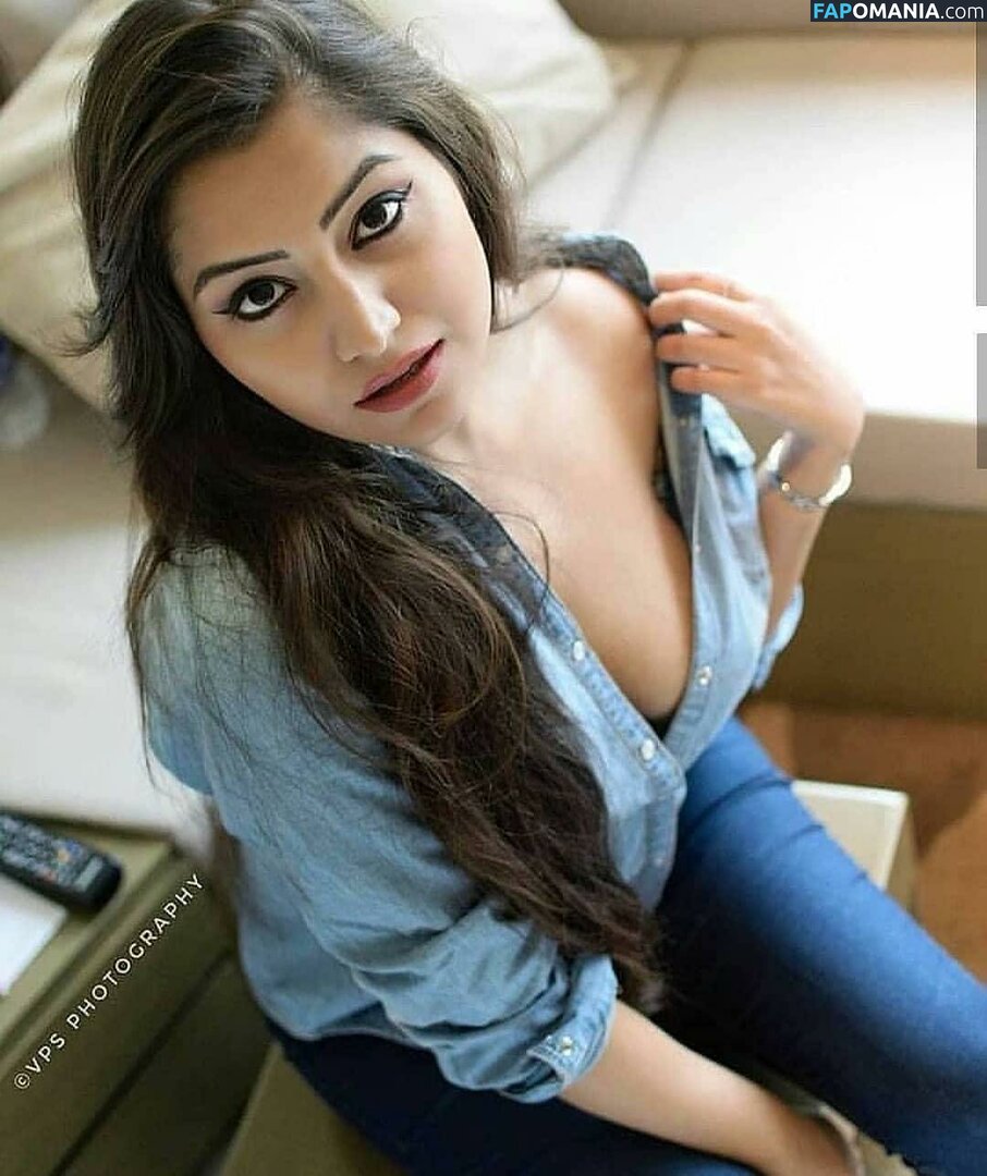 Simran Kaur Hundal Desnudo OnlyFans  Foto filtrada #2