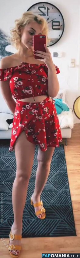 Sashkaskanal / Slimladysashka Desnudo OnlyFans  Foto filtrada #4