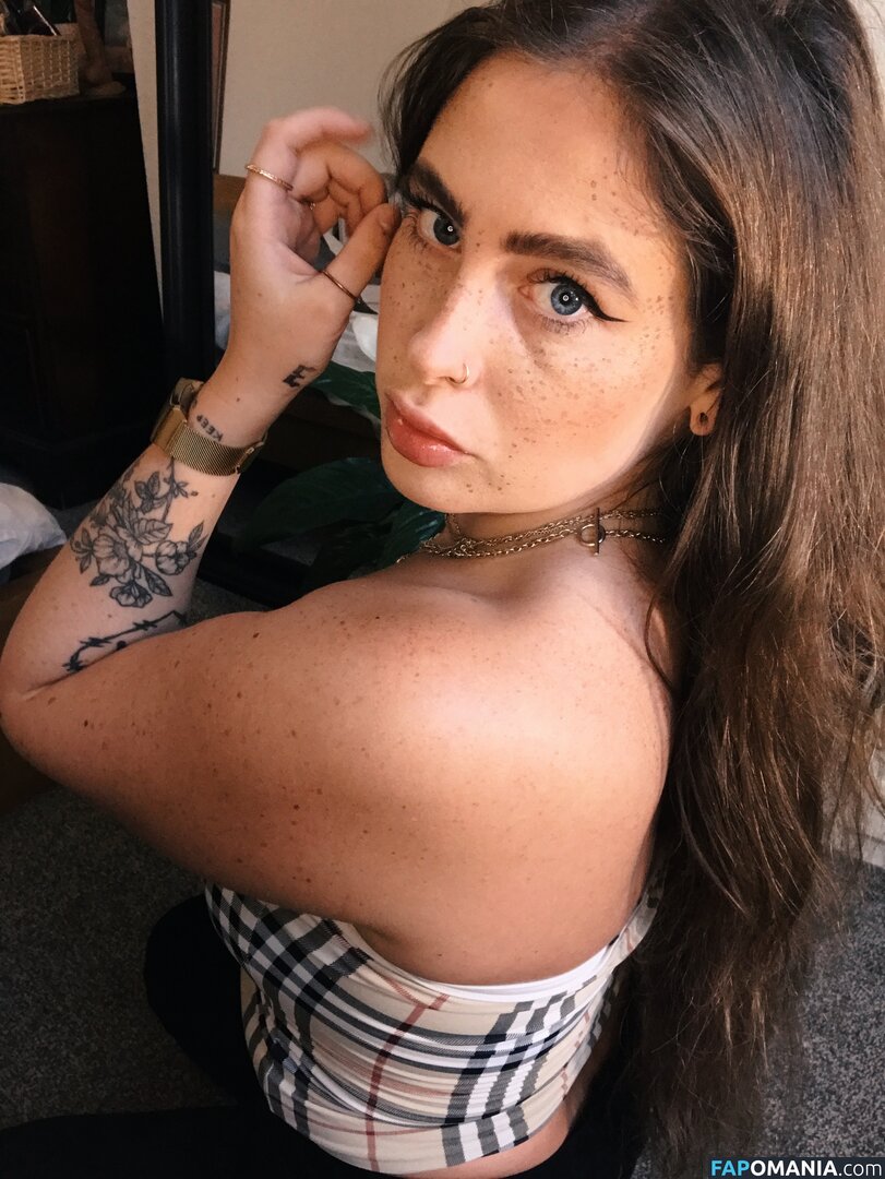 motherr_gucci / somethinginconspicuous Desnudo OnlyFans  Foto filtrada #5