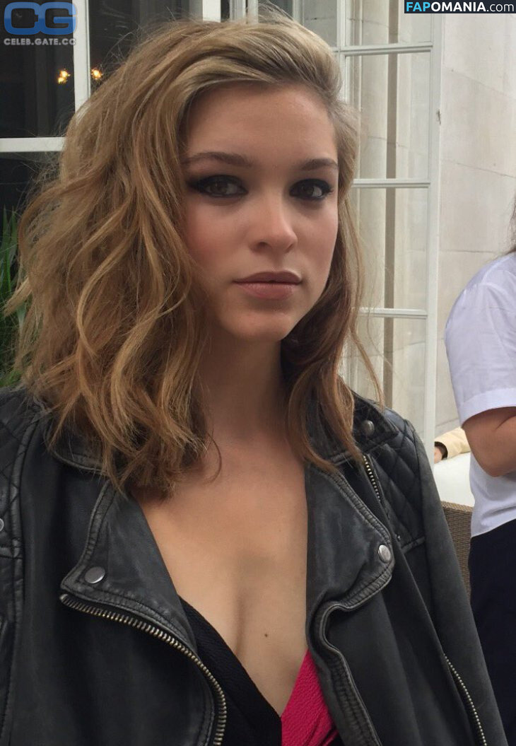 Sophie Cookson Desnudo OnlyFans  Foto filtrada #3