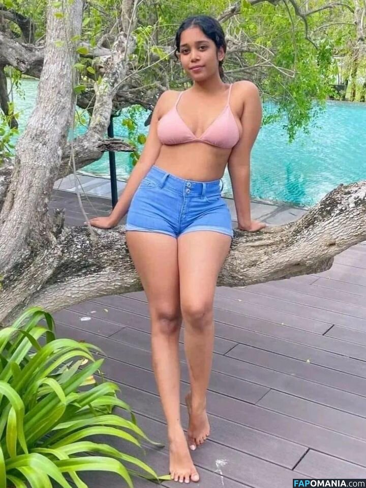 Sri Lanka / Sri Lankan Girls / hashini.guruge / poojaniperera Desnudo OnlyFans  Foto filtrada #13