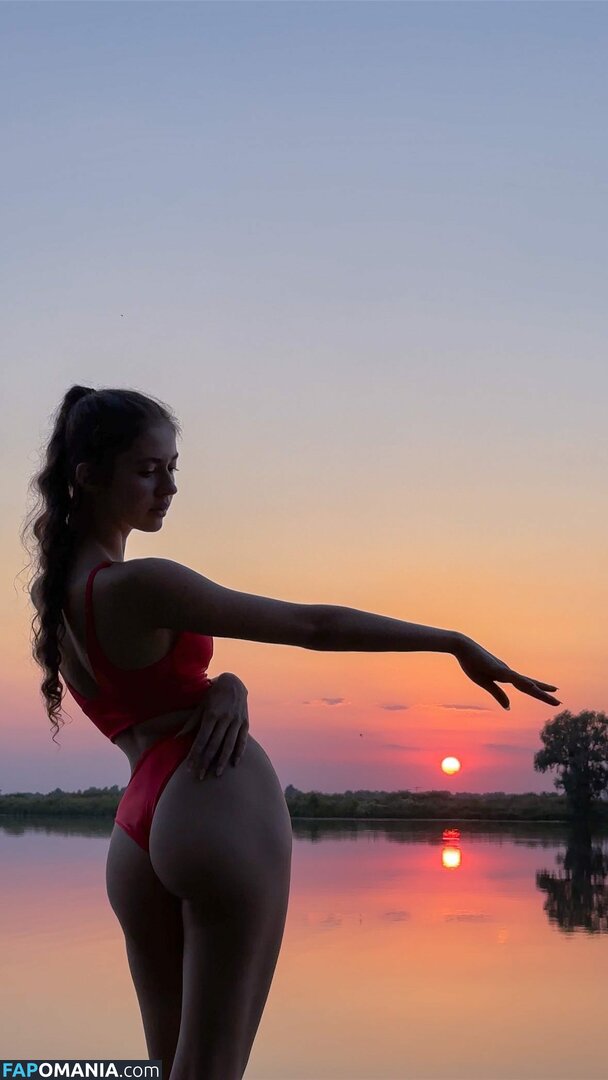 Derwald / Stefania Deriabina / st.efania4105 / xostefania Desnudo OnlyFans  Foto filtrada #162
