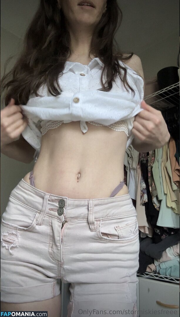 StormieSkies / stormiskiesfreee Desnudo OnlyFans  Foto filtrada #7