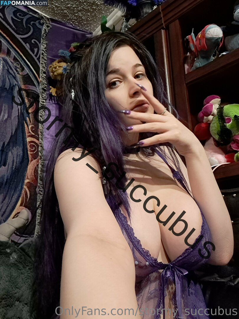 Stormy Succubus / stormy_loves_u / stormy_succubus Desnudo OnlyFans  Foto filtrada #213