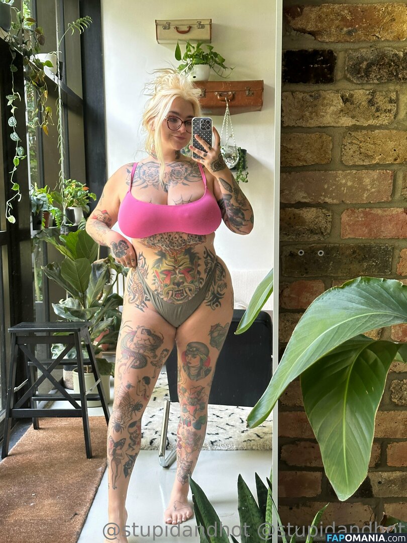 krispypinaham / stupiderandhotter Desnudo OnlyFans  Foto filtrada #6