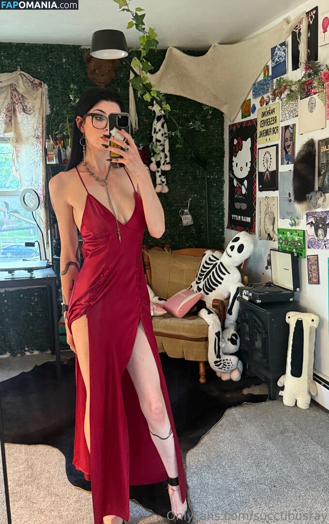 succubusray / succubusrayray Desnudo OnlyFans  Foto filtrada #5