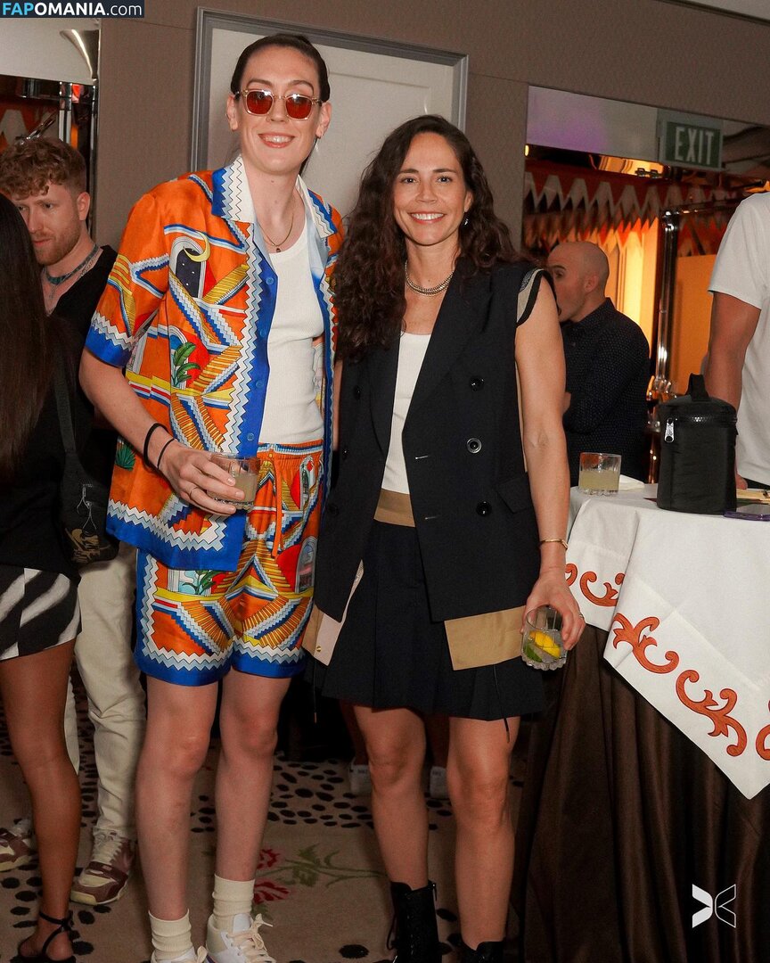 Sue Bird / WNBA Player / https: / s10bird / sbird10 Desnudo OnlyFans  Foto filtrada #14