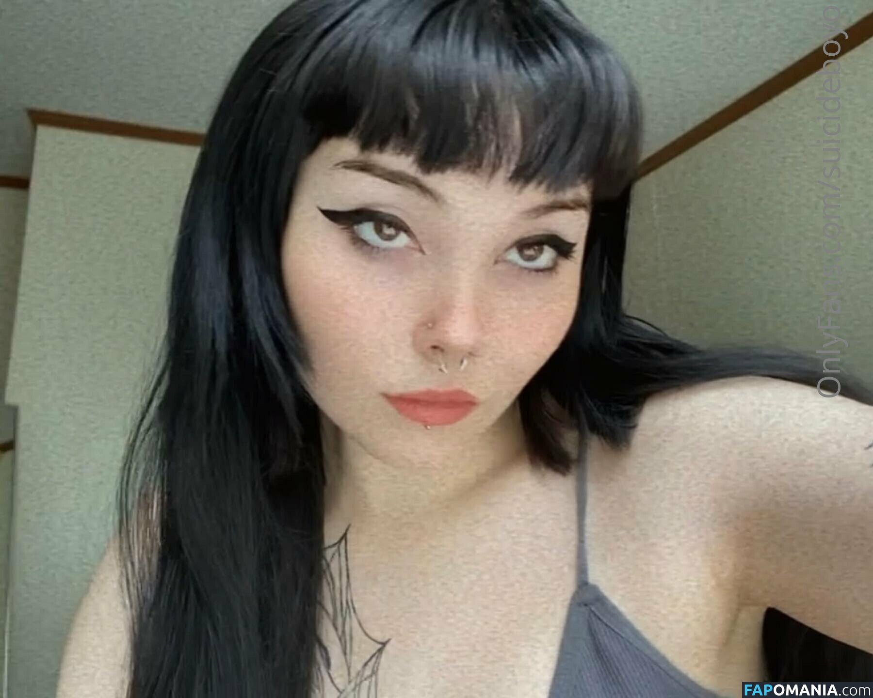 Suicideboyo / https: / kreature_girl Desnudo OnlyFans  Foto filtrada #2