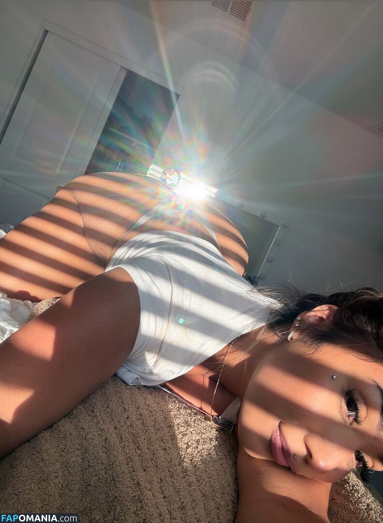 a.mariee28 / https: / sukiwithagoodcoochie Desnudo OnlyFans  Foto filtrada #1