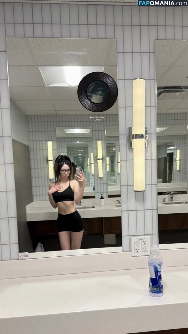 Susansunn / https: / susan_sun17 Desnudo OnlyFans  Foto filtrada #13
