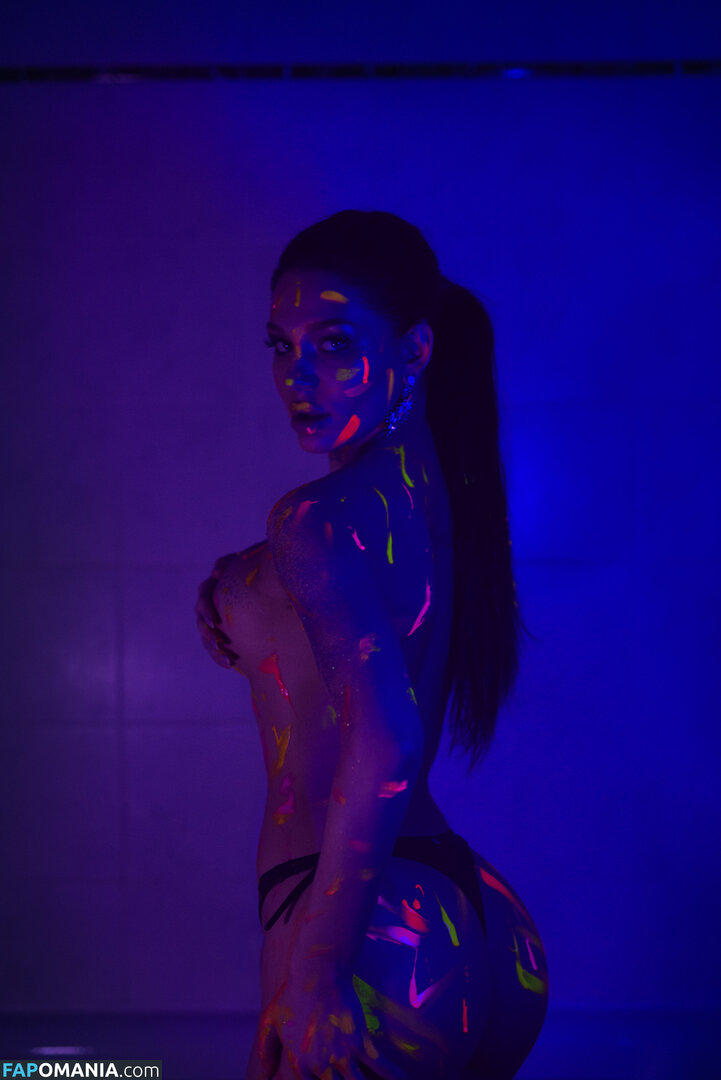 Svetlana Shine / Svetlana Sinitsyna / odnoklassnytsa Desnudo OnlyFans  Foto filtrada #31