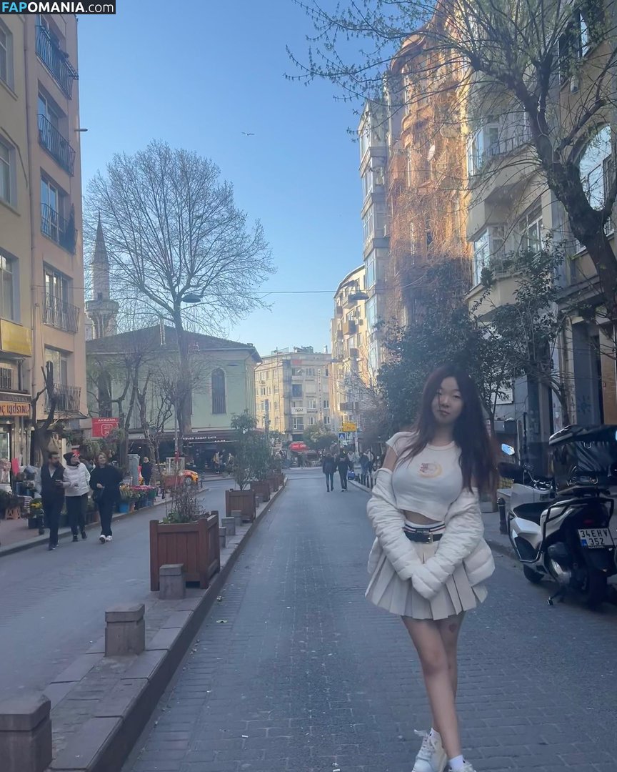 aeqtian03 / babygirlprincesss1 / juicybabygrl / sweetasianchick03 Desnudo OnlyFans  Foto filtrada #1