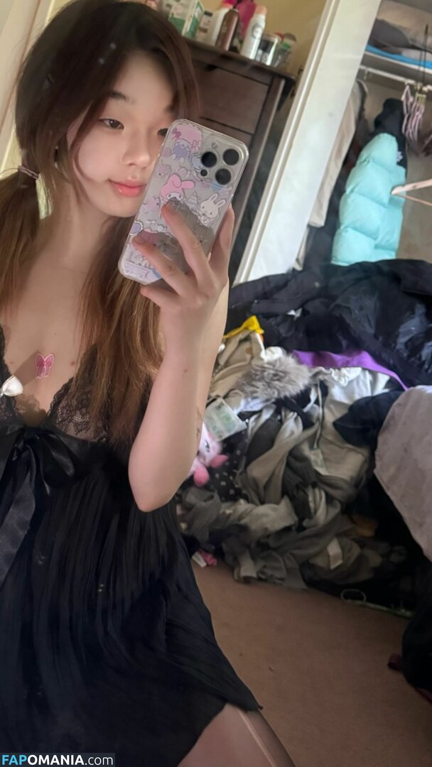 aeqtian03 / babygirlprincesss1 / juicybabygrl / sweetasianchick03 Desnudo OnlyFans  Foto filtrada #38