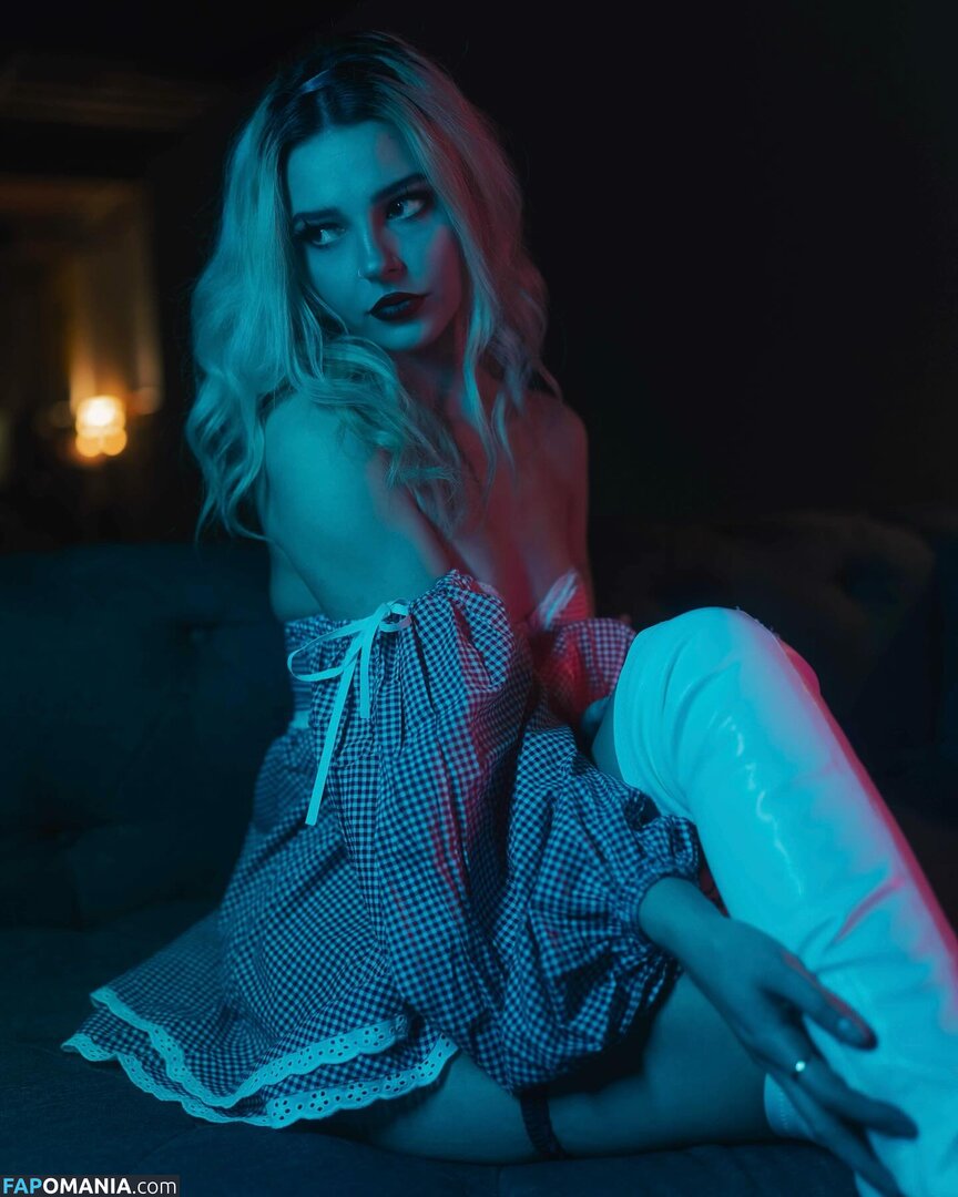 Sweetdistortion / sasha_simple Desnudo OnlyFans  Foto filtrada #10