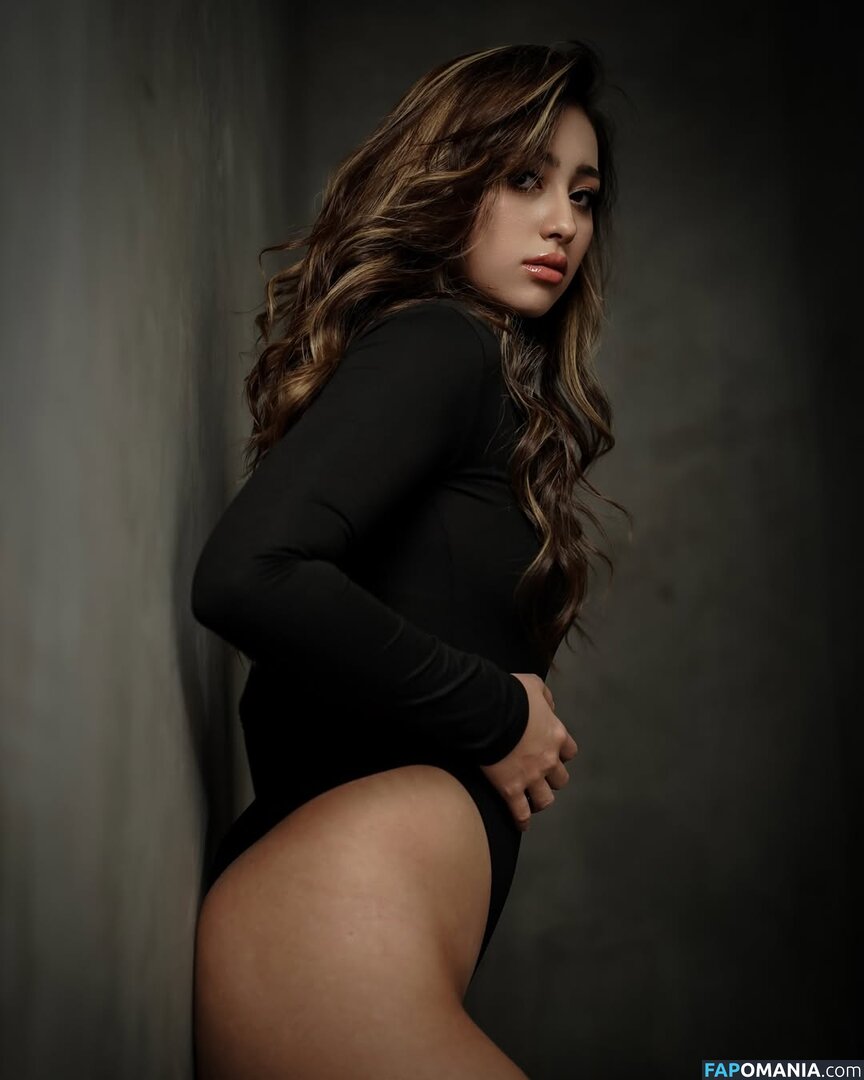 bodysuit megathread / swimsuit Desnudo OnlyFans  Foto filtrada #11