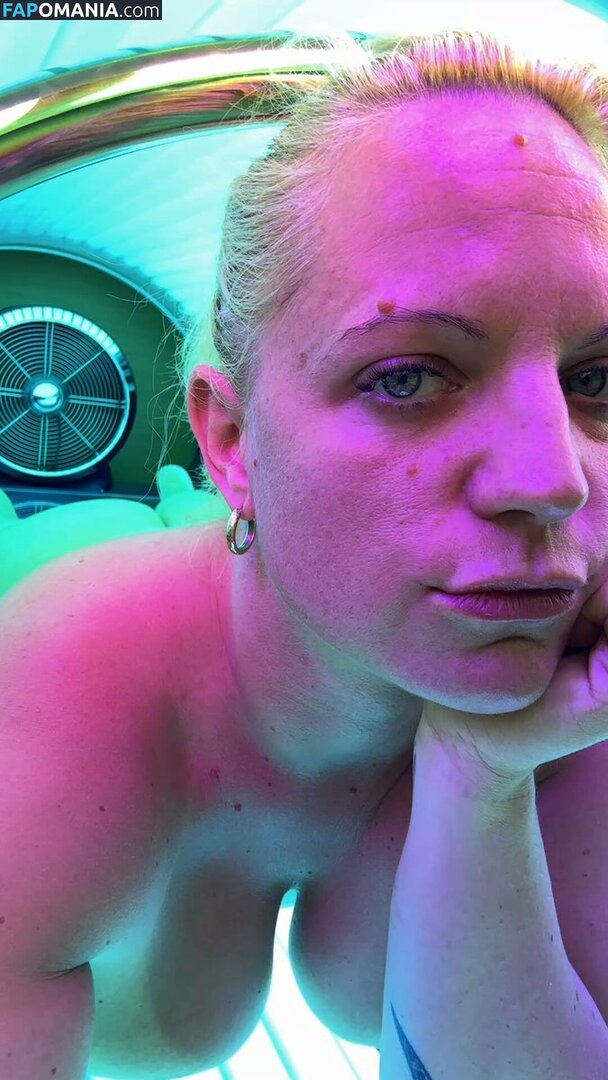 Szuzy Blue Desnudo OnlyFans  Foto filtrada #7