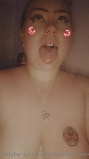 thickqueenrose420