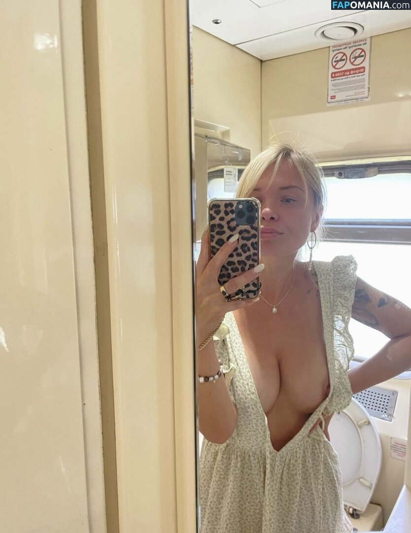 Tomskaya Lubov / l_tomskaia / tomskaya_lyubov_ Desnudo OnlyFans  Foto filtrada #17