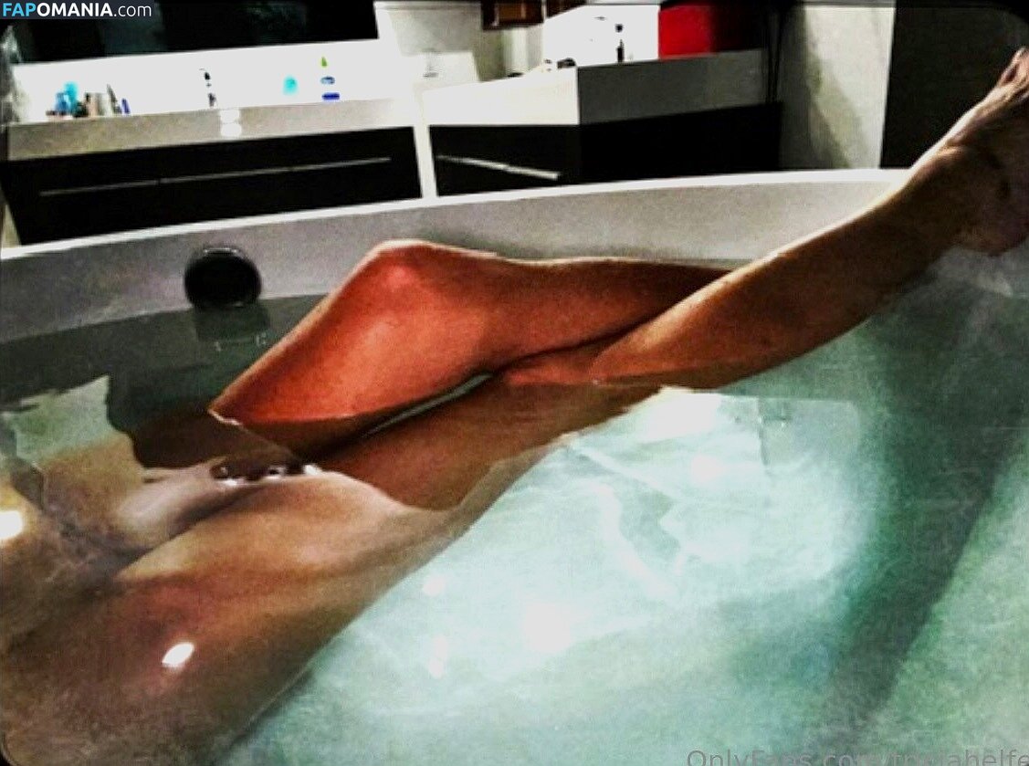 Cylon / Tricia Helfer / https: / officialtriciahelfer / triciahelfer Desnudo OnlyFans  Foto filtrada #189