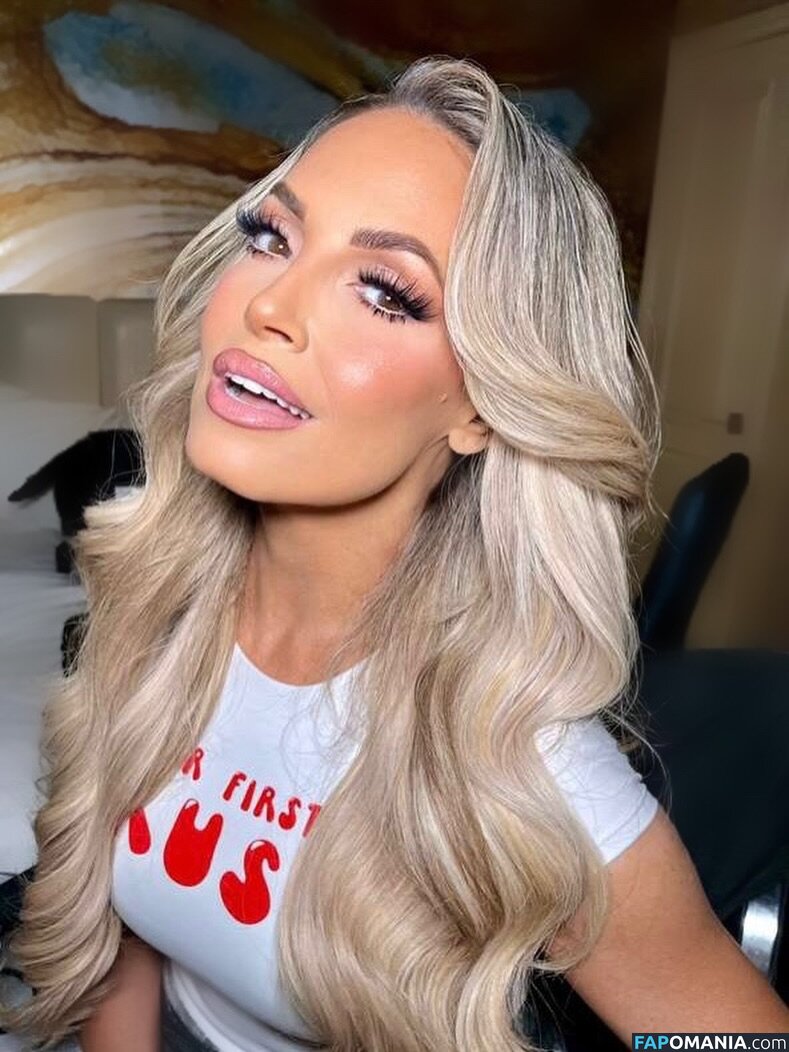 Trish Stratus / https: / trishstratus / trishstratuscom Desnudo OnlyFans  Foto filtrada #1483