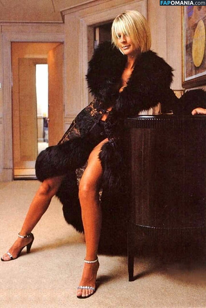 Ulrika Jonsson Desnudo OnlyFans  Foto filtrada #24