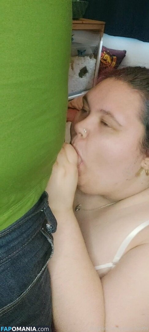 unicornred99 Desnudo OnlyFans  Foto filtrada #23