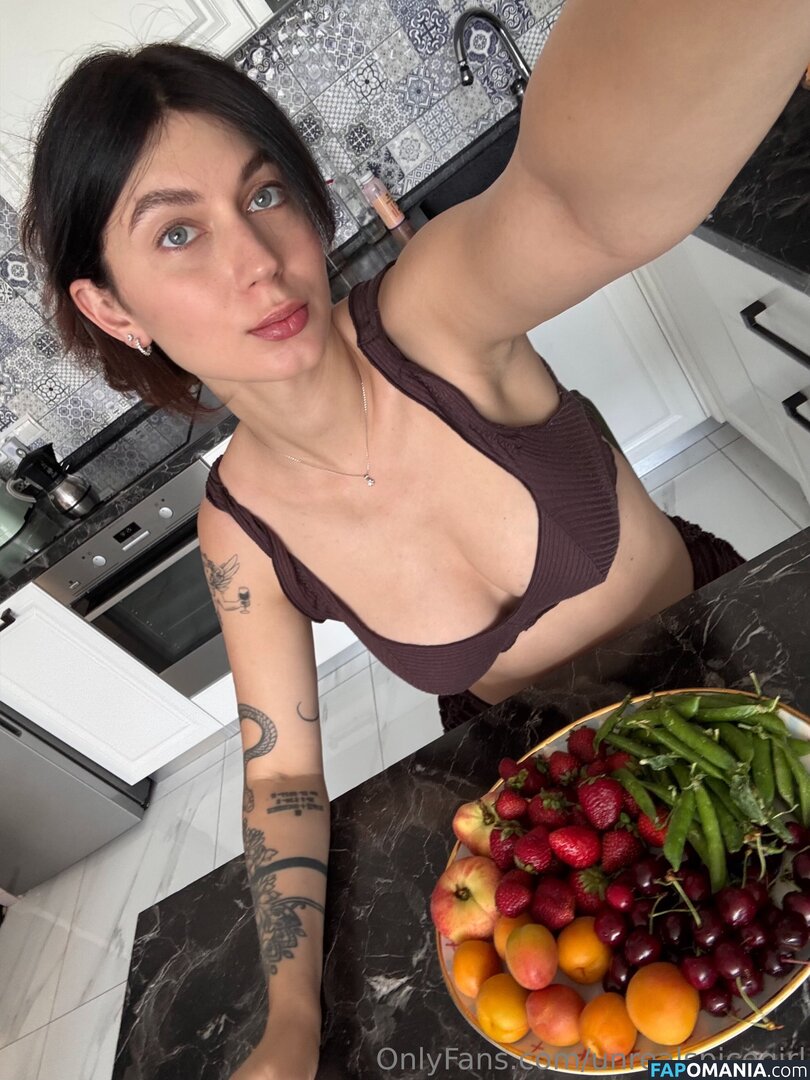 unrealspicegirl Desnudo OnlyFans  Foto filtrada #8