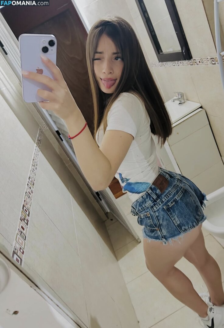 Ursu.miranda_ Desnudo OnlyFans  Foto filtrada #2