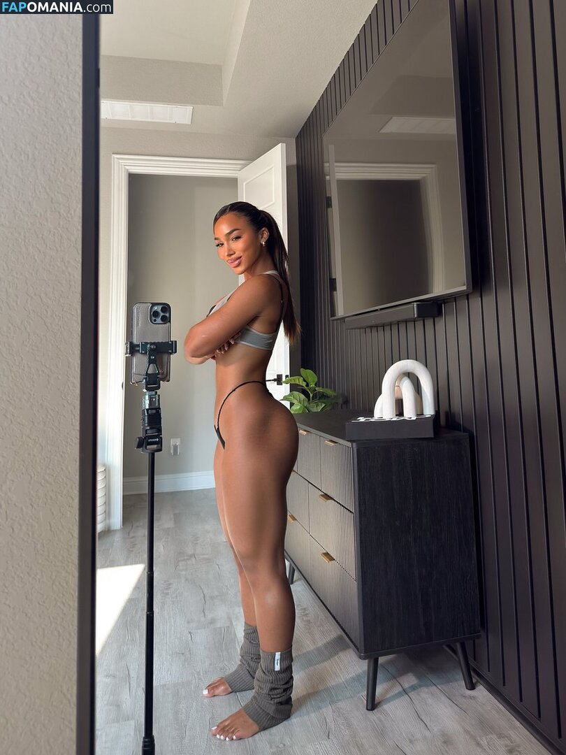 v_sanhouse Desnudo OnlyFans  Foto filtrada #5