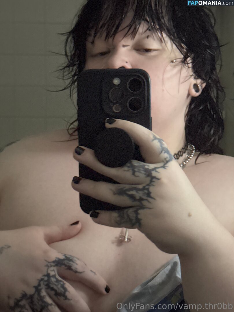 vamp.thr0b / vamp.thr0bb Desnudo OnlyFans  Foto filtrada #13