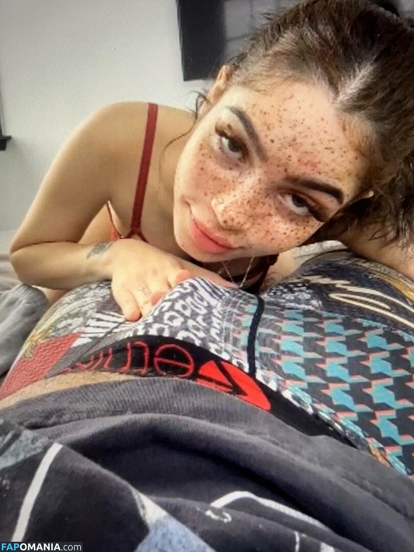 howloud / vanessaswrlddd Desnudo OnlyFans  Foto filtrada #4