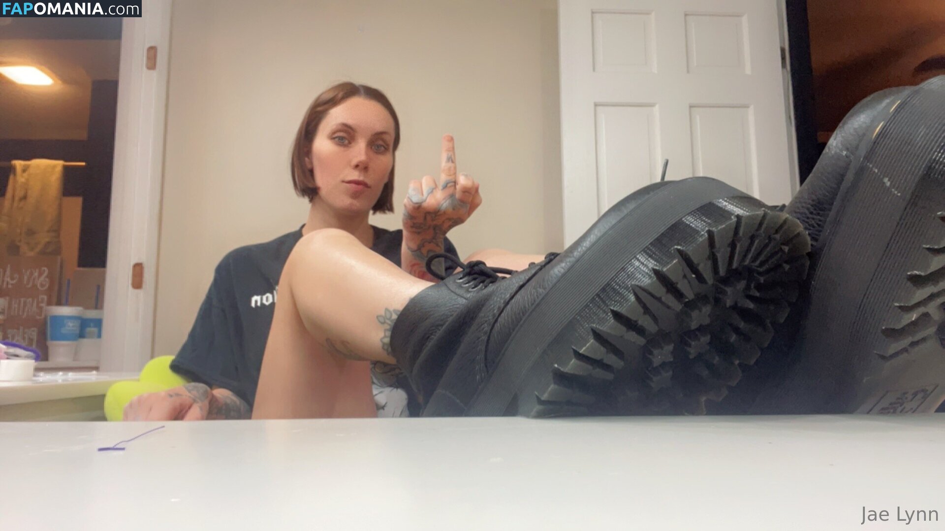 tatsandtoes813 / velvet_trixxx_free Desnudo OnlyFans  Foto filtrada #3