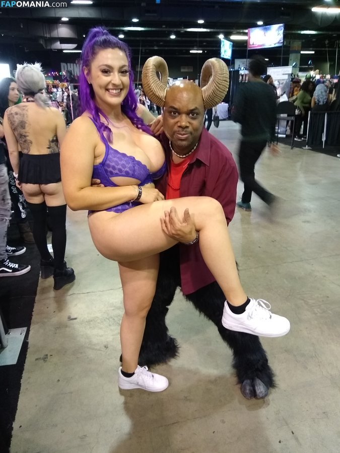 Veronica Avluv / theonlyveronicaavluvxx / veronicaavluv Desnudo OnlyFans  Foto filtrada #190