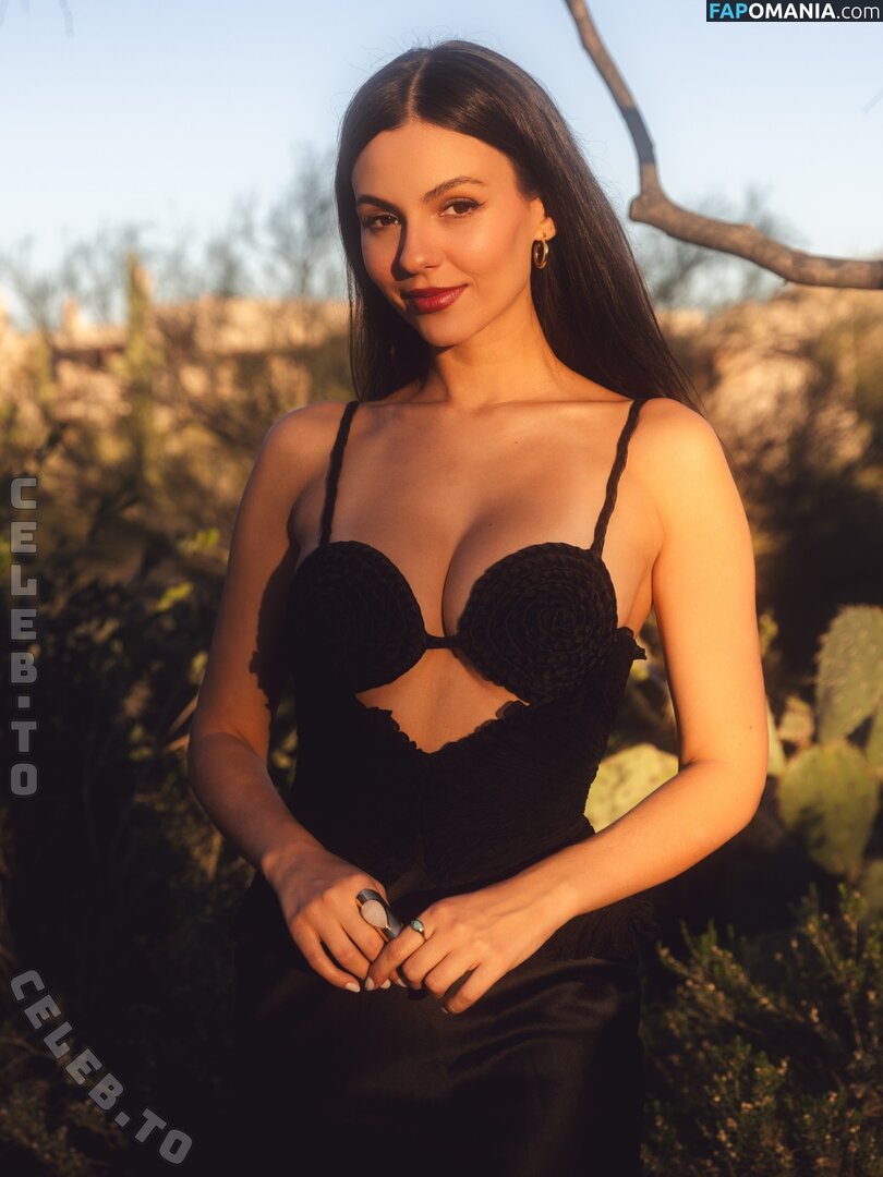 Victoria Justice / https: / victoriajustice Desnudo OnlyFans  Foto filtrada #79