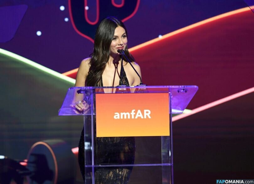 Victoria Justice / https: / victoriajustice Desnudo OnlyFans  Foto filtrada #108