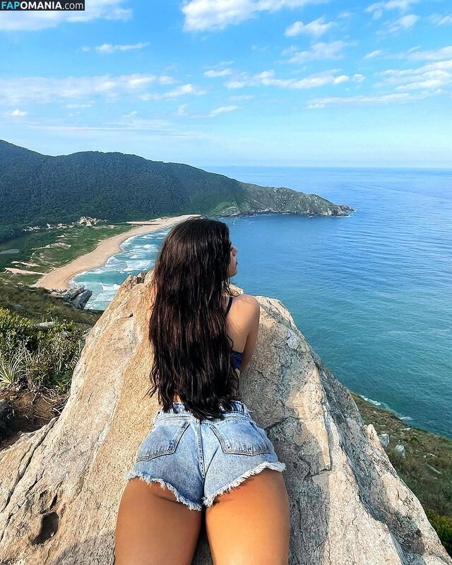 Victtoria Medeiros / Victtoriamedeiros / euvicmedeiros Desnudo OnlyFans  Foto filtrada #189
