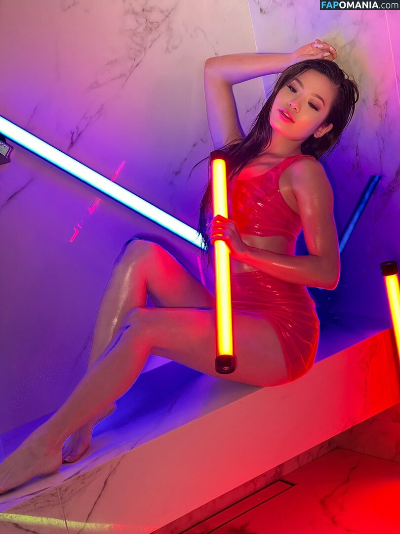 Vina Sky / vinaskyfanpage / vinaskyy Desnudo OnlyFans  Foto filtrada #828