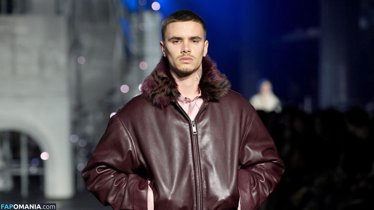 violetplustommy Desnudo OnlyFans  Foto filtrada #2