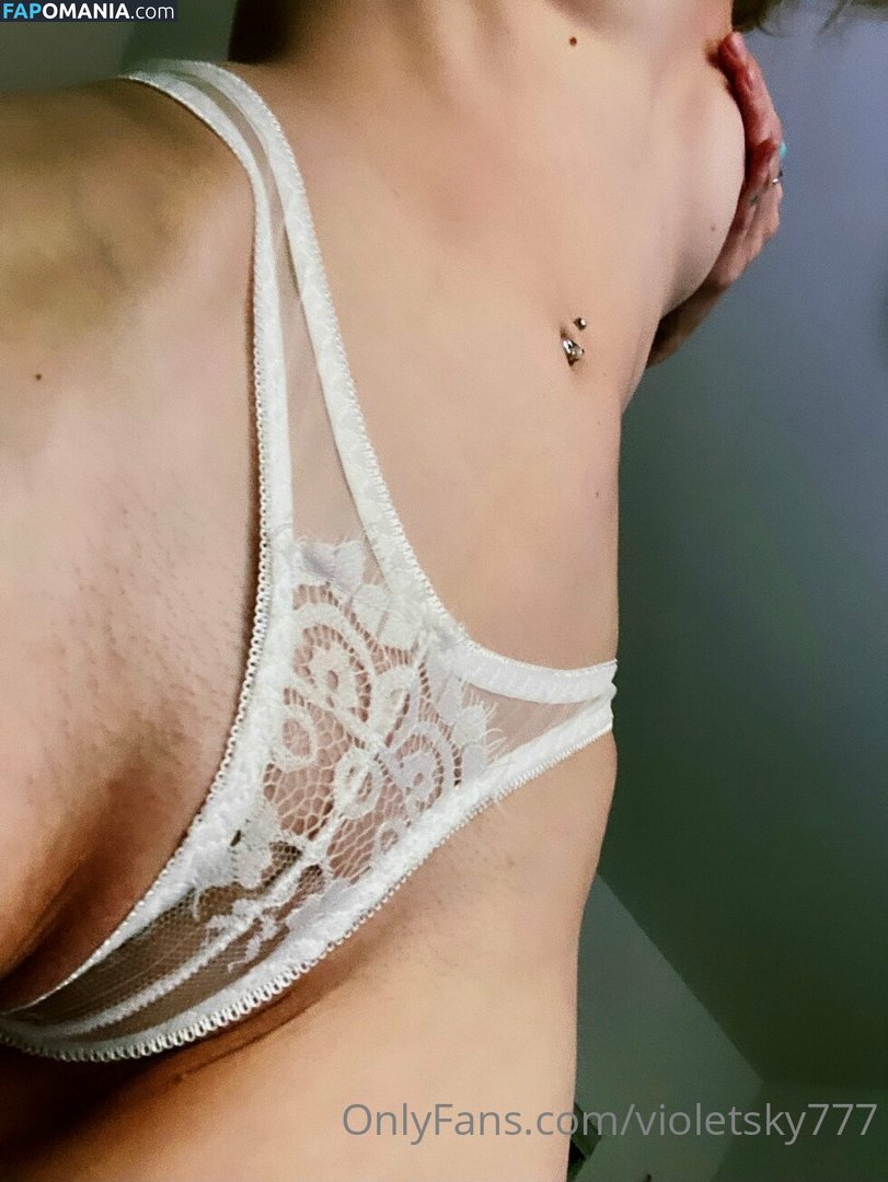 violetivy77 / violetsky777 Desnudo OnlyFans  Foto filtrada #17